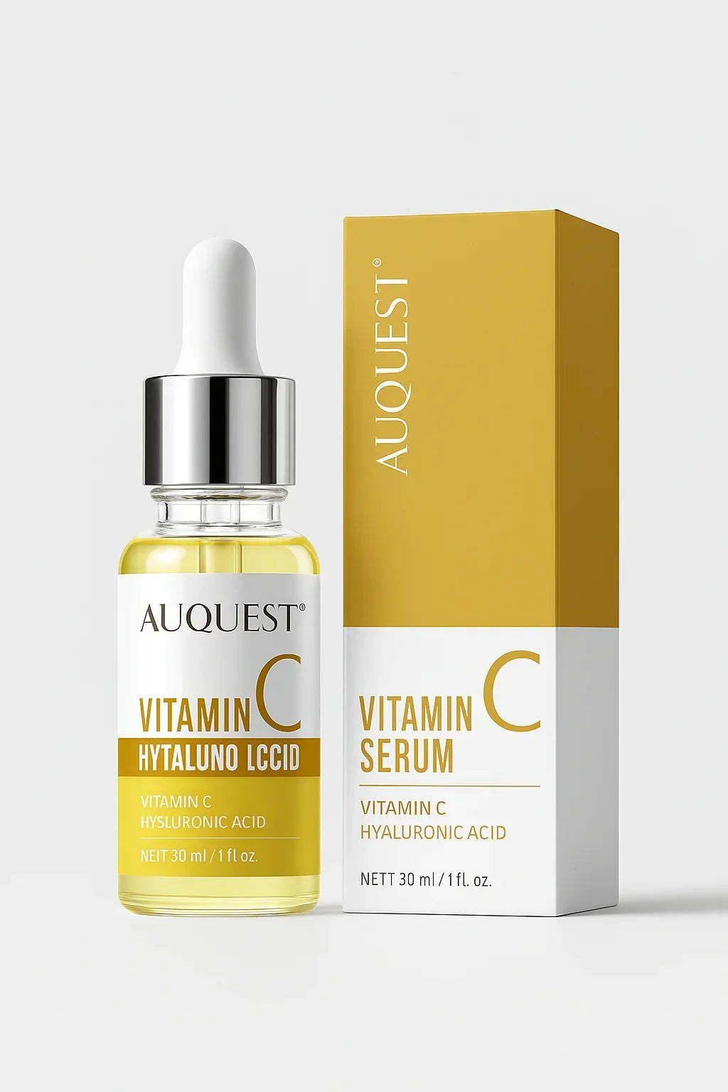 AUQUEST Vitamin C serum med hyaluronsyre i 30 ml flaske og eske, ideell for hudtoneforbedring og fuktighetsgivende ansiktspleie.